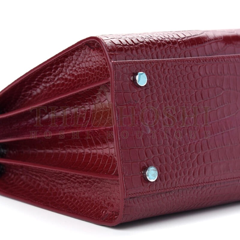Y51 SAC DE JOUR EMBOSSED CROCODILE SHINY LEATHER RED LACQUER 898383 (26*20.5*12.5cm) Master Quality